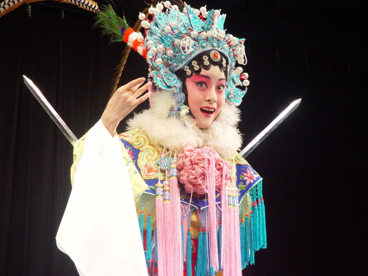Portrait of Yang Ling
